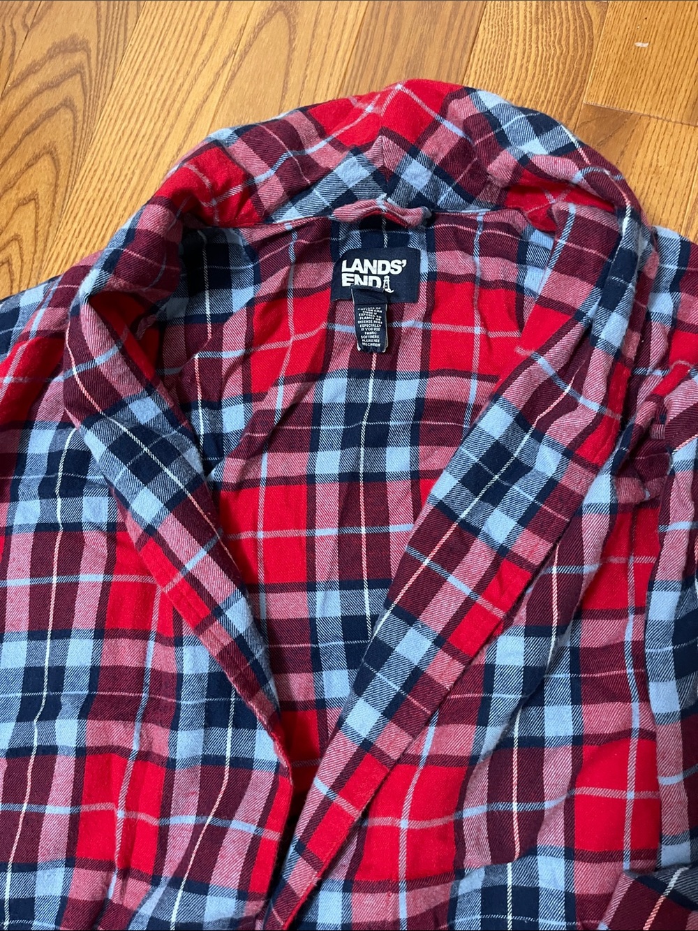 Lands' End Red, Navy & Light Blue Plaid Robe